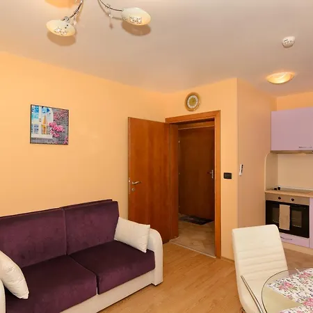 Lavander Bliss Apartment *